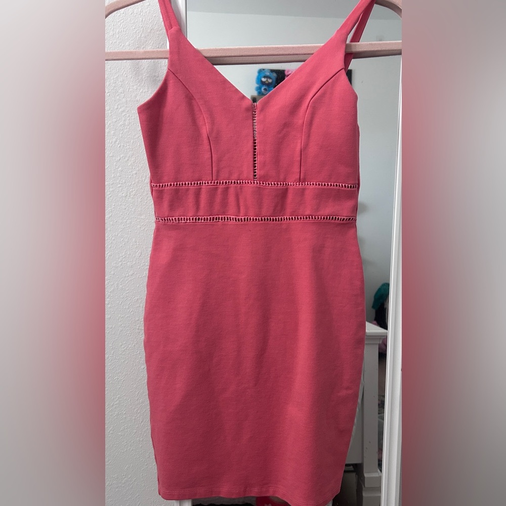 Elegant Pink Spaghetti Strap Dress